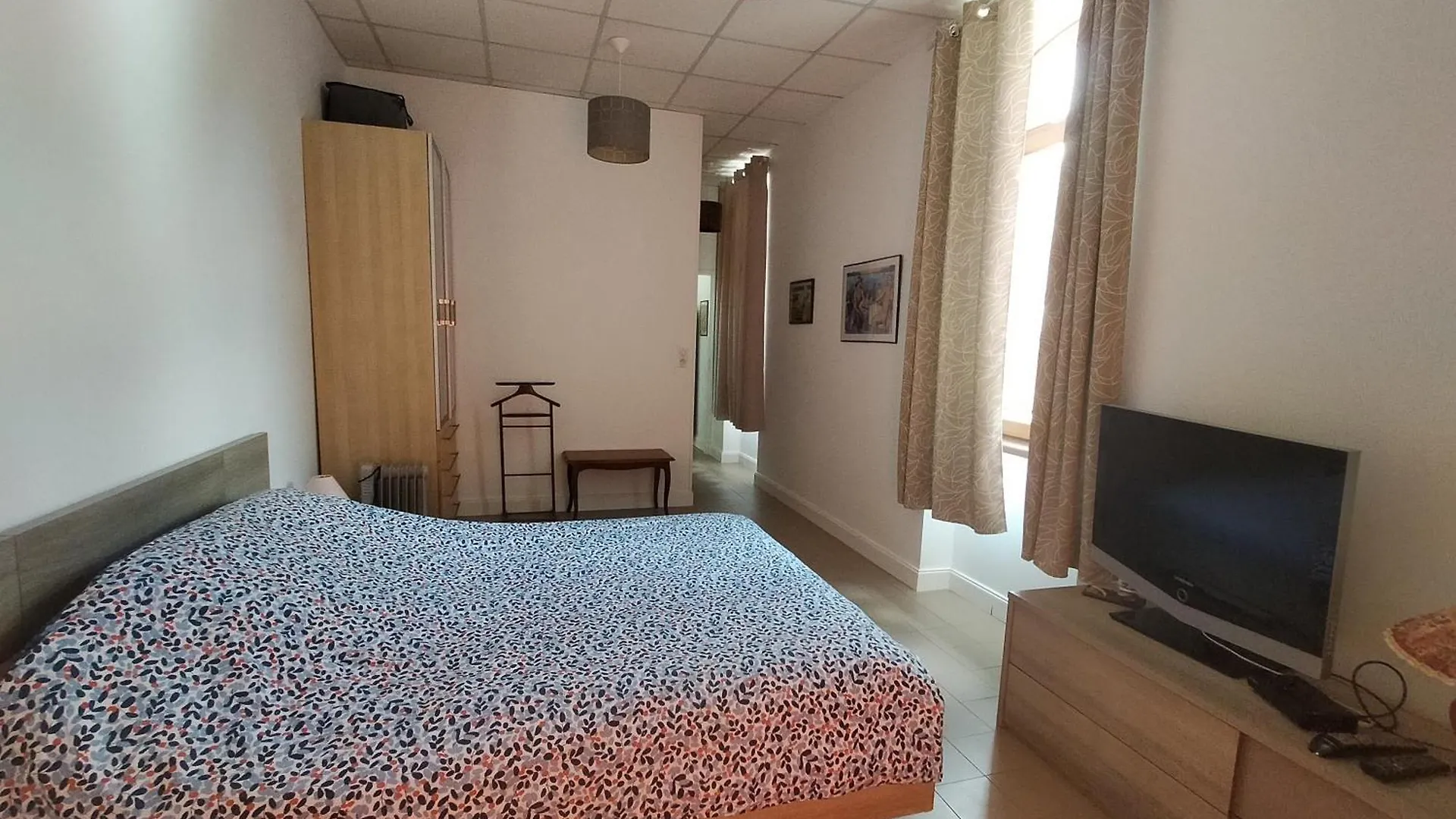 Suite Marguerite Chez L'Habitant Saint-Geoire-en-Valdaine